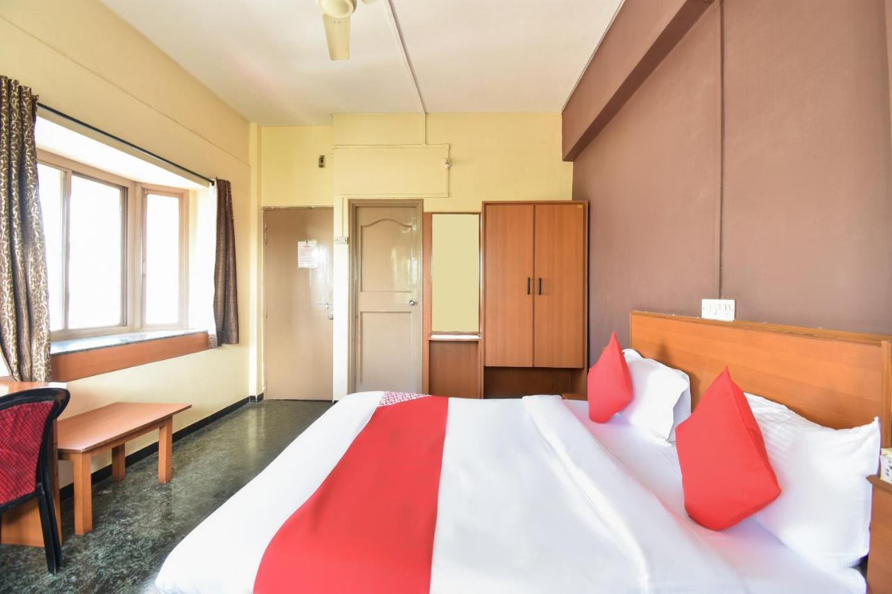 Oyo 63264 Hotel Shamiana Pandharpur Bagian luar foto