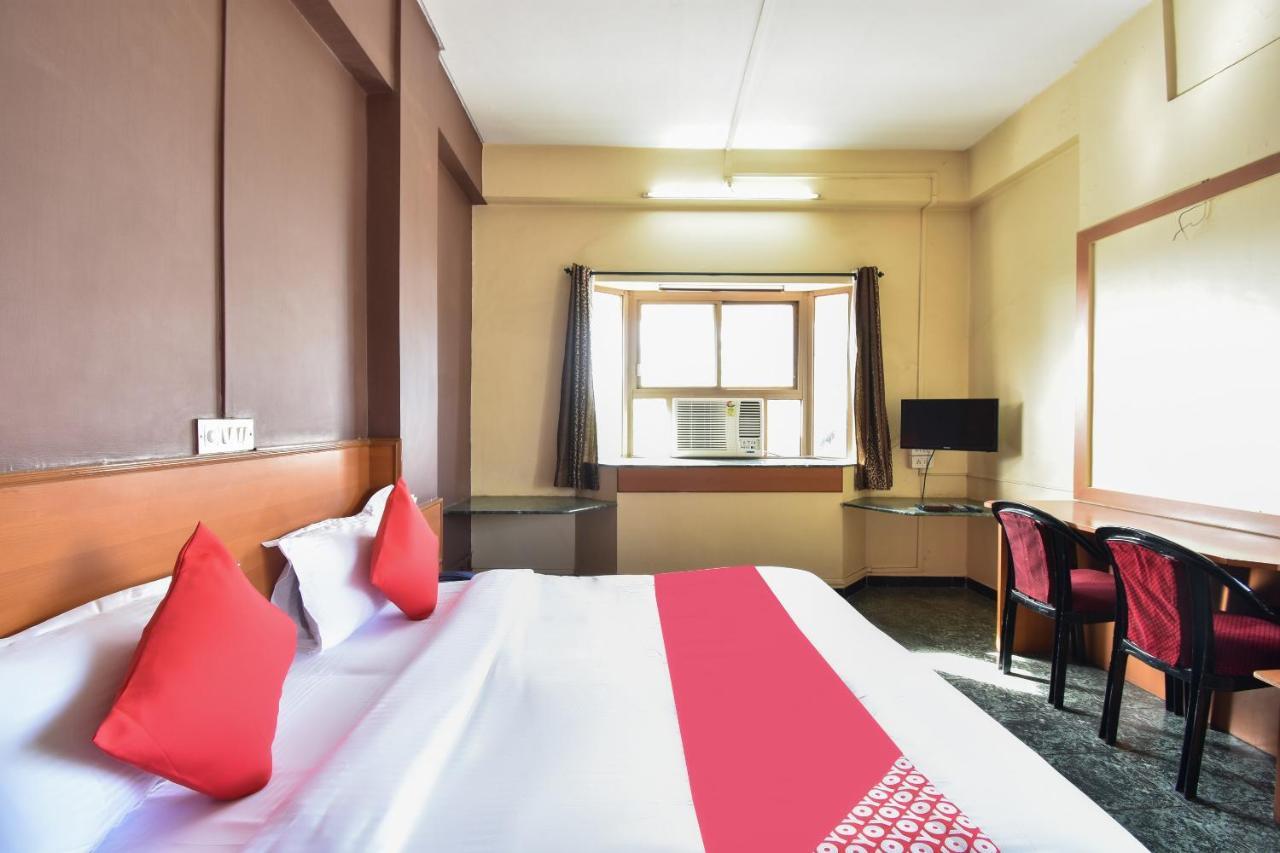 Oyo 63264 Hotel Shamiana Pandharpur Bagian luar foto