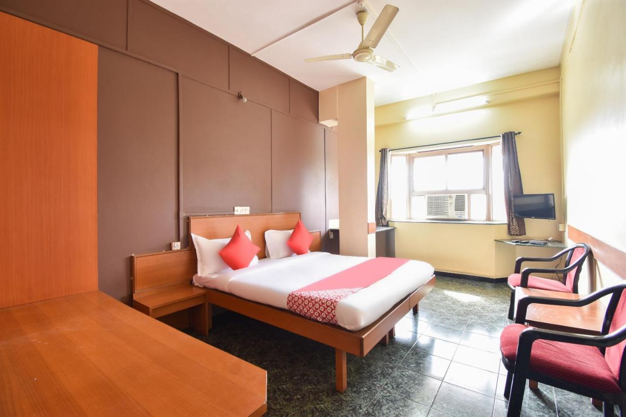 Oyo 63264 Hotel Shamiana Pandharpur Bagian luar foto