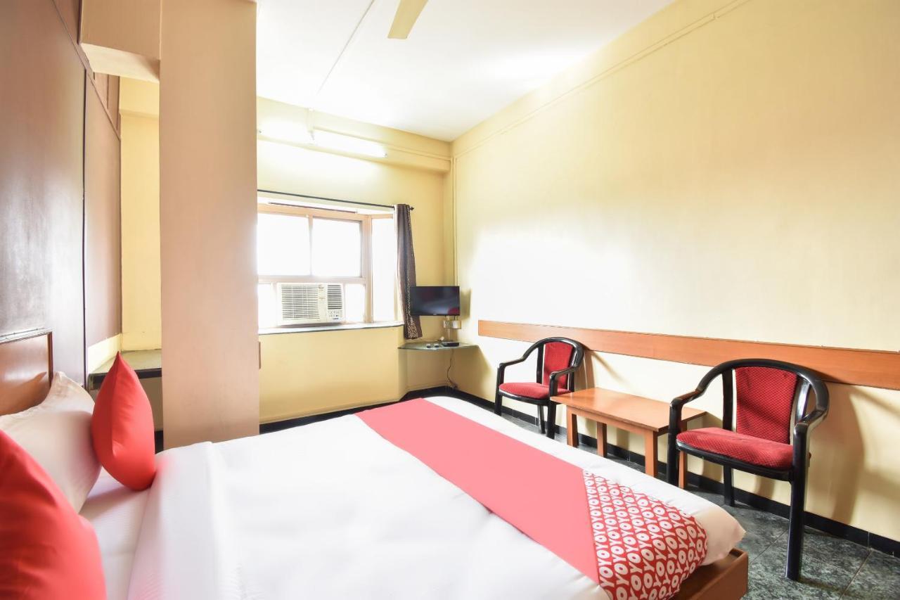 Oyo 63264 Hotel Shamiana Pandharpur Bagian luar foto