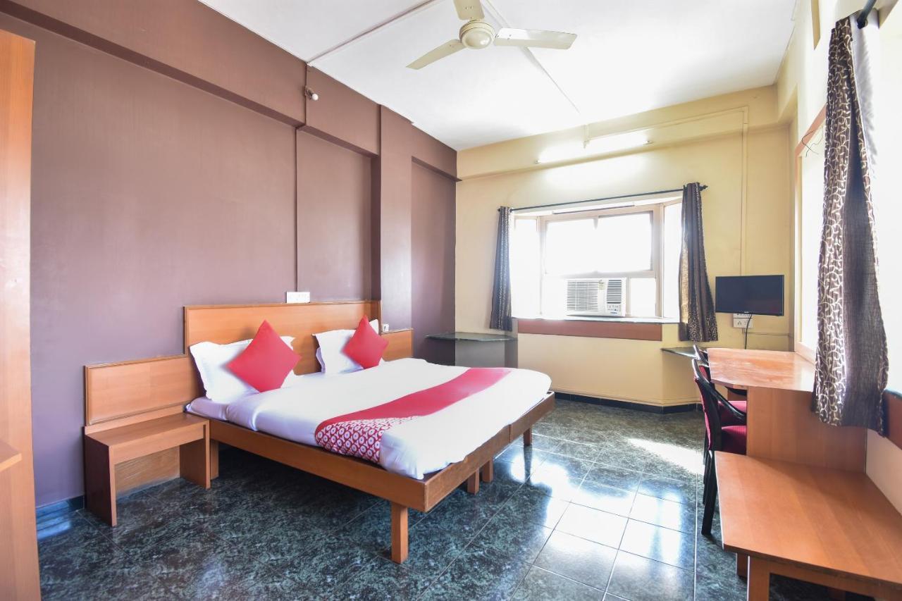 Oyo 63264 Hotel Shamiana Pandharpur Bagian luar foto